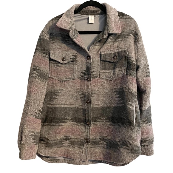 Mia & Tess Aztec Shacket Jacket Button Front Pockets Grey Large Cozy Tribal Boho - Picture 1 of 9